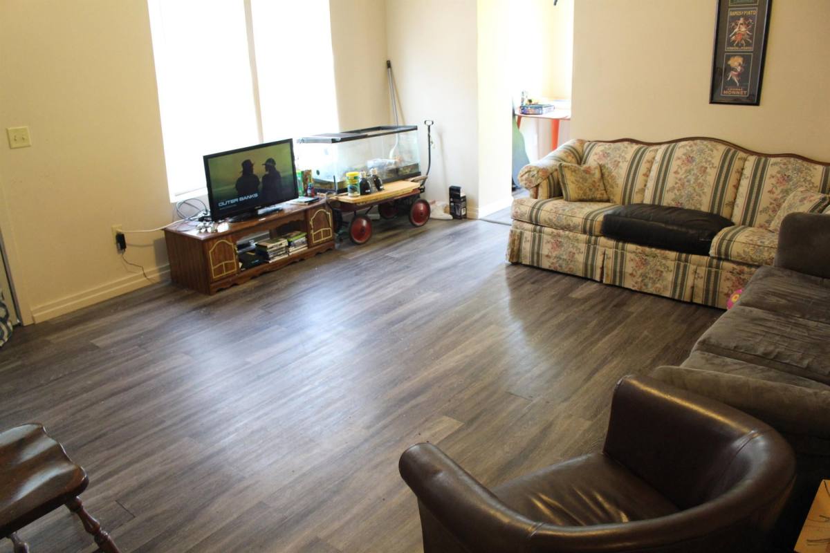 142 N Lancaster St, Athens, OH 45701 - Apartment for Rent - Image 1