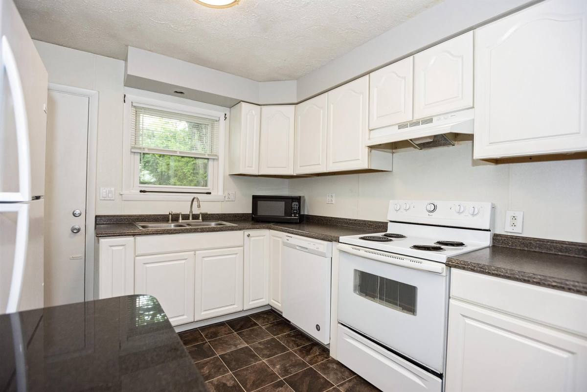 17 Byard St, Athens, OH 45701 - Apartment for Rent - Image 3