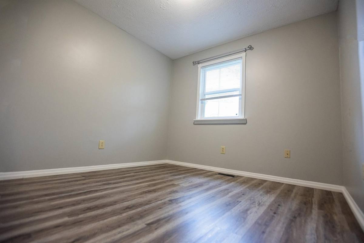 17 Byard St, Athens, OH 45701 - Apartment for Rent - Image 5