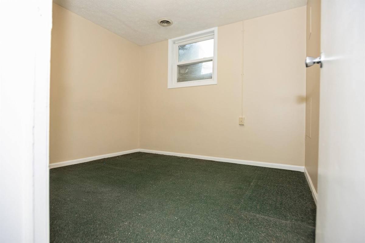 17 Byard St, Athens, OH 45701 - Apartment for Rent - Image 9