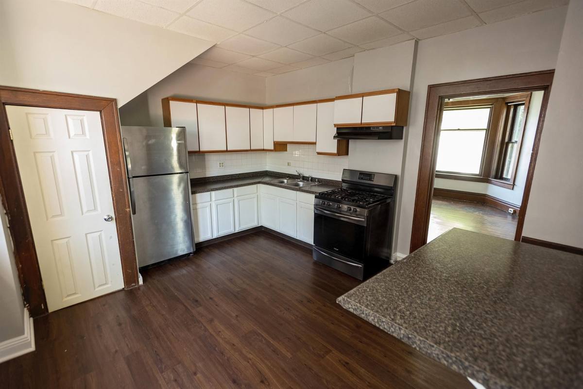 169 N Lancaster St, Athens, OH 45701 - Apartment for Rent - Image 5