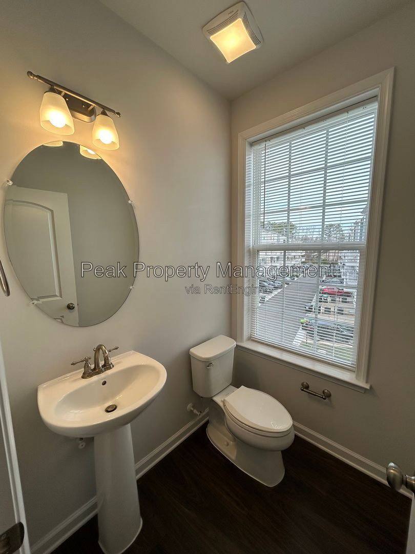 4607 Wistar Creek Dr #B, Henrico, VA 23228 - Apartment for Rent - Image 9