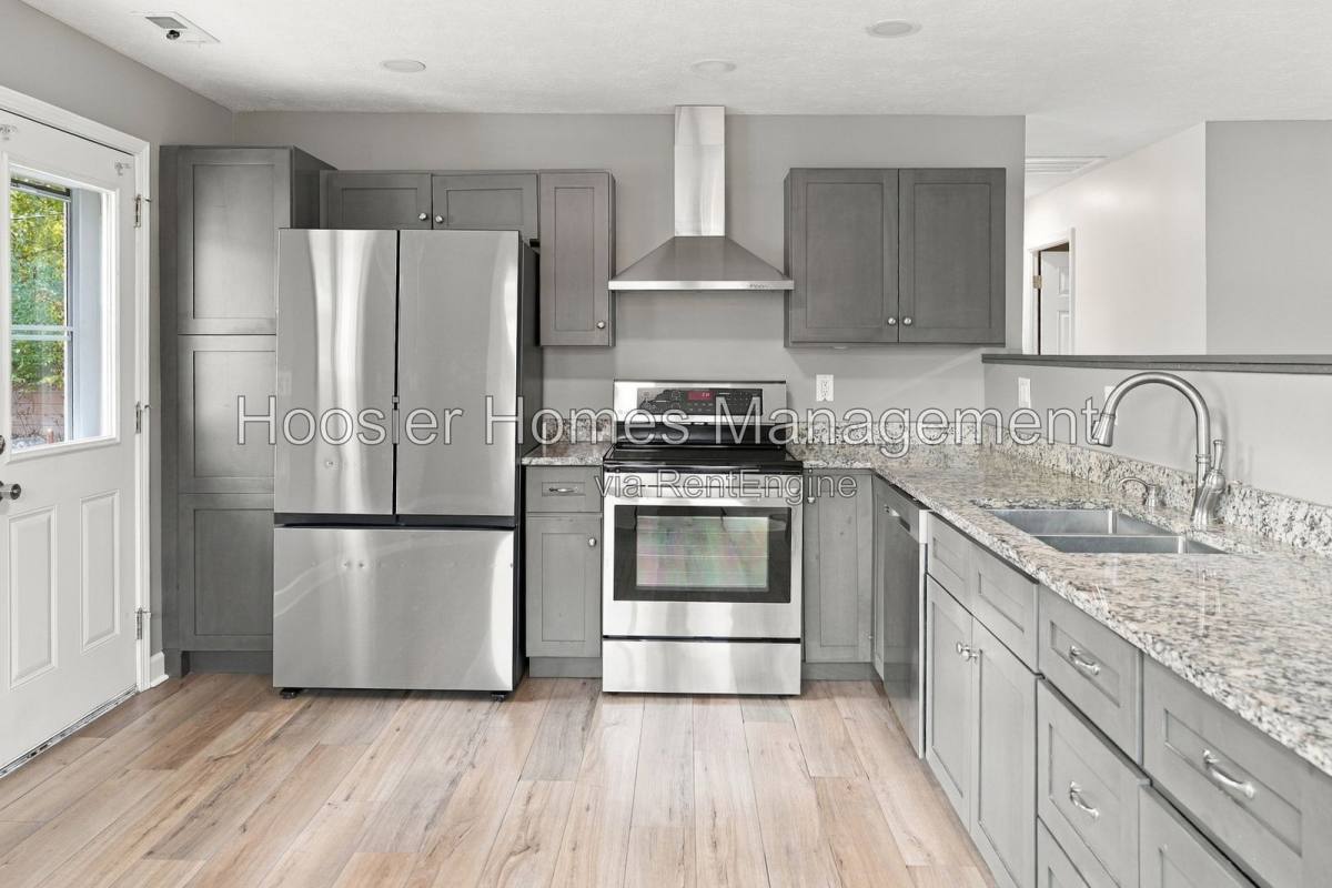 521 S 4th Ave, Beech Grove, IN 46107 - House for Rent - Image 4
