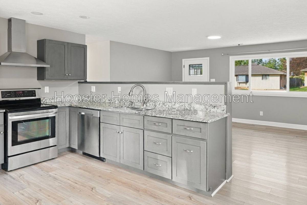 521 S 4th Ave, Beech Grove, IN 46107 - House for Rent - Image 5