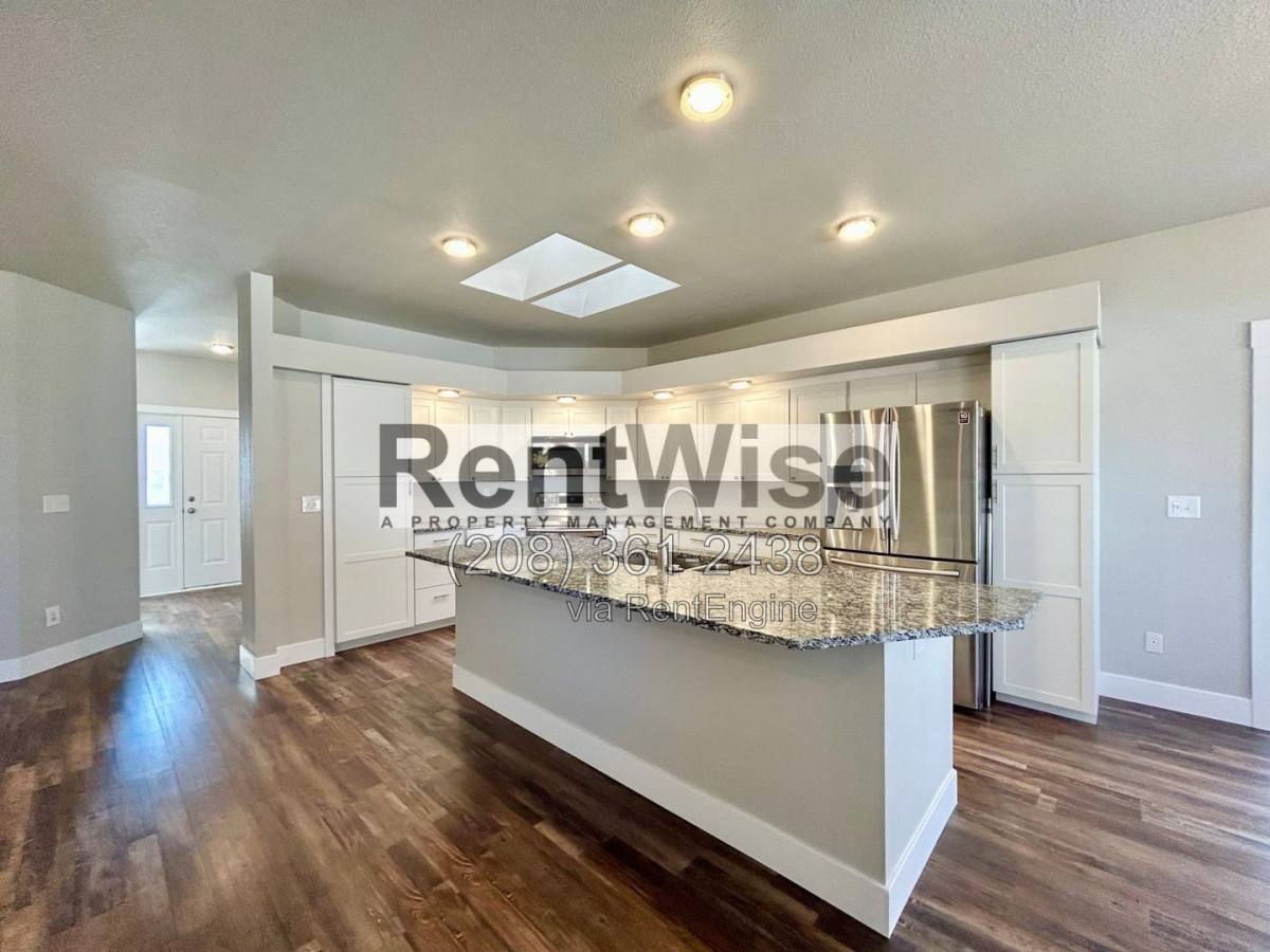 1320 E Peacock St, Meridian, ID 83642 - House for Rent - Image 5