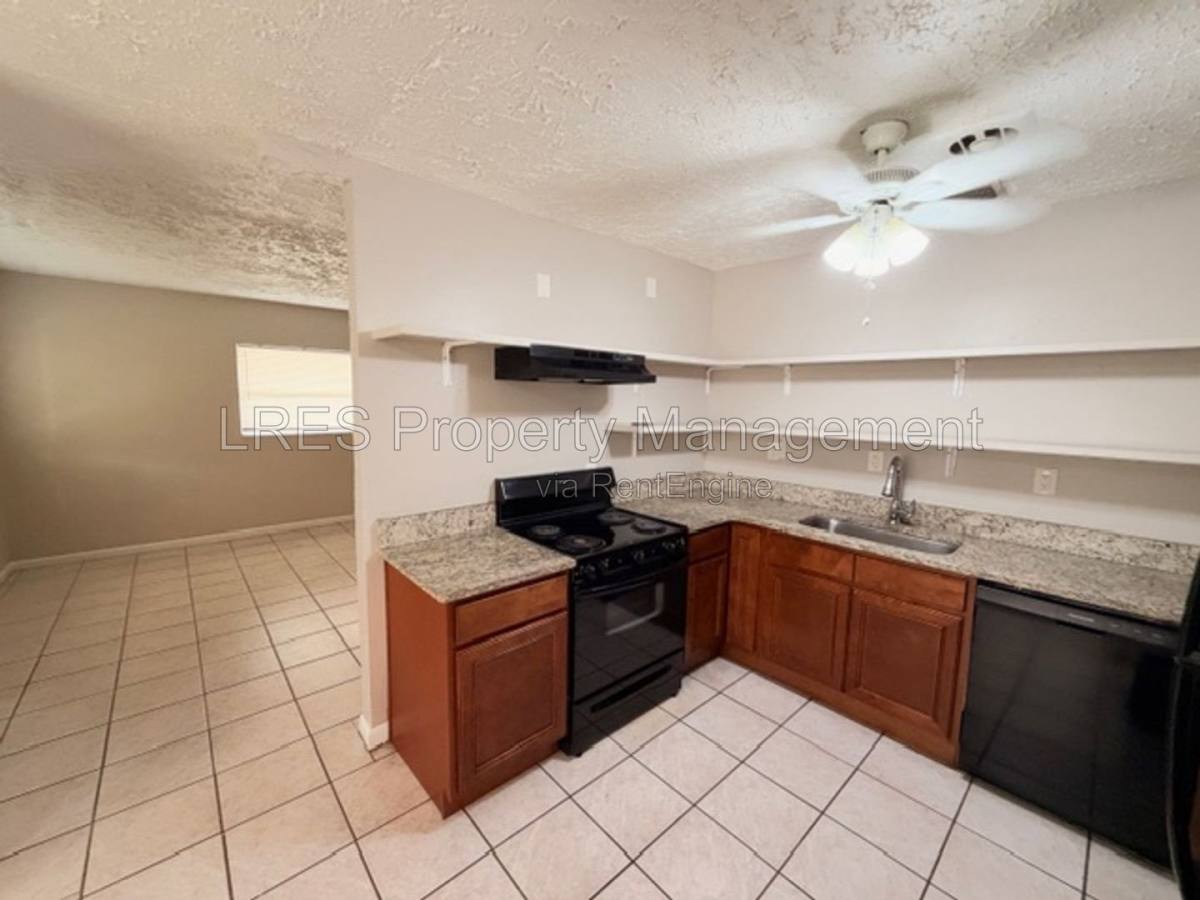 2850 Hertha Ave, Orlando, FL 32826 - House for Rent - Image 20