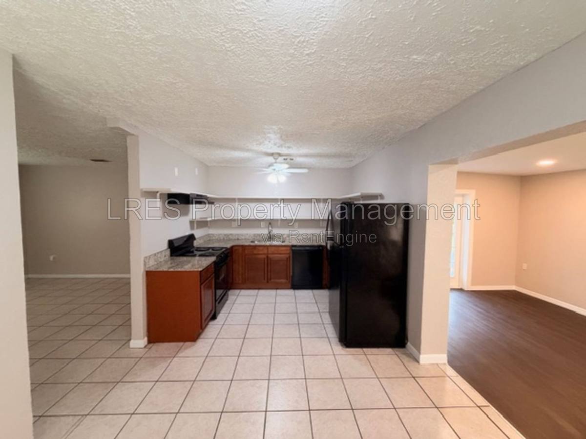 2850 Hertha Ave, Orlando, FL 32826 - House for Rent - Image 17