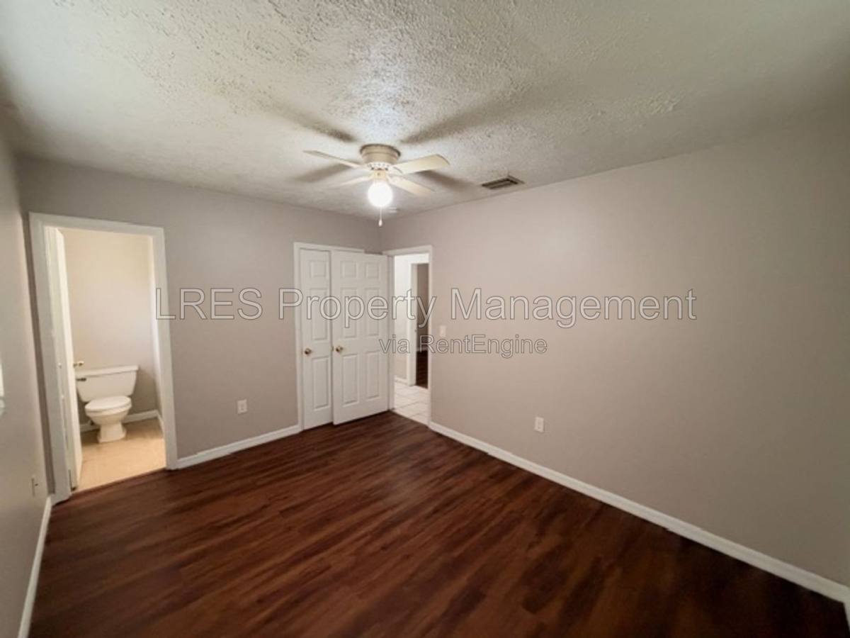 2850 Hertha Ave, Orlando, FL 32826 - House for Rent - Image 11