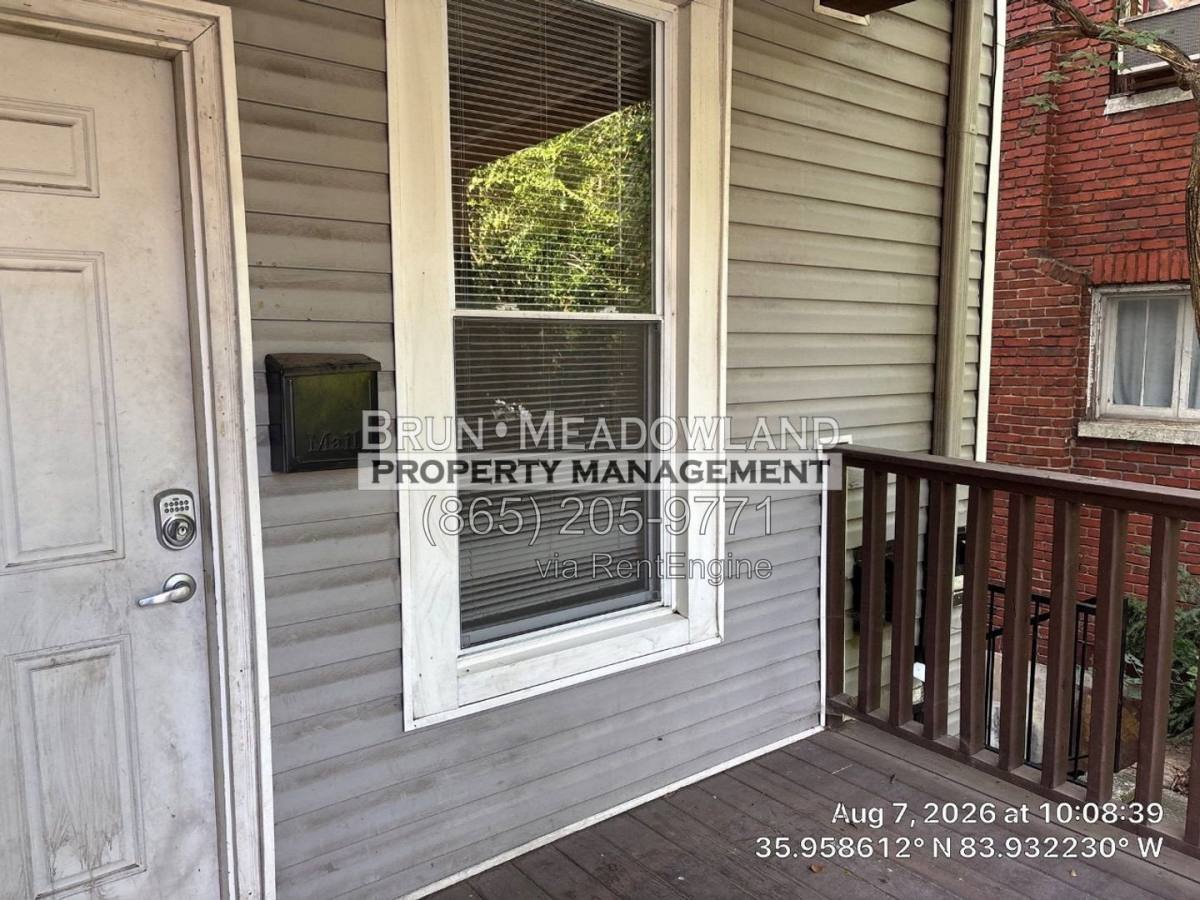 Apartment for rent at 1630 Clinch Ave #1, Knoxville, TN 37916
