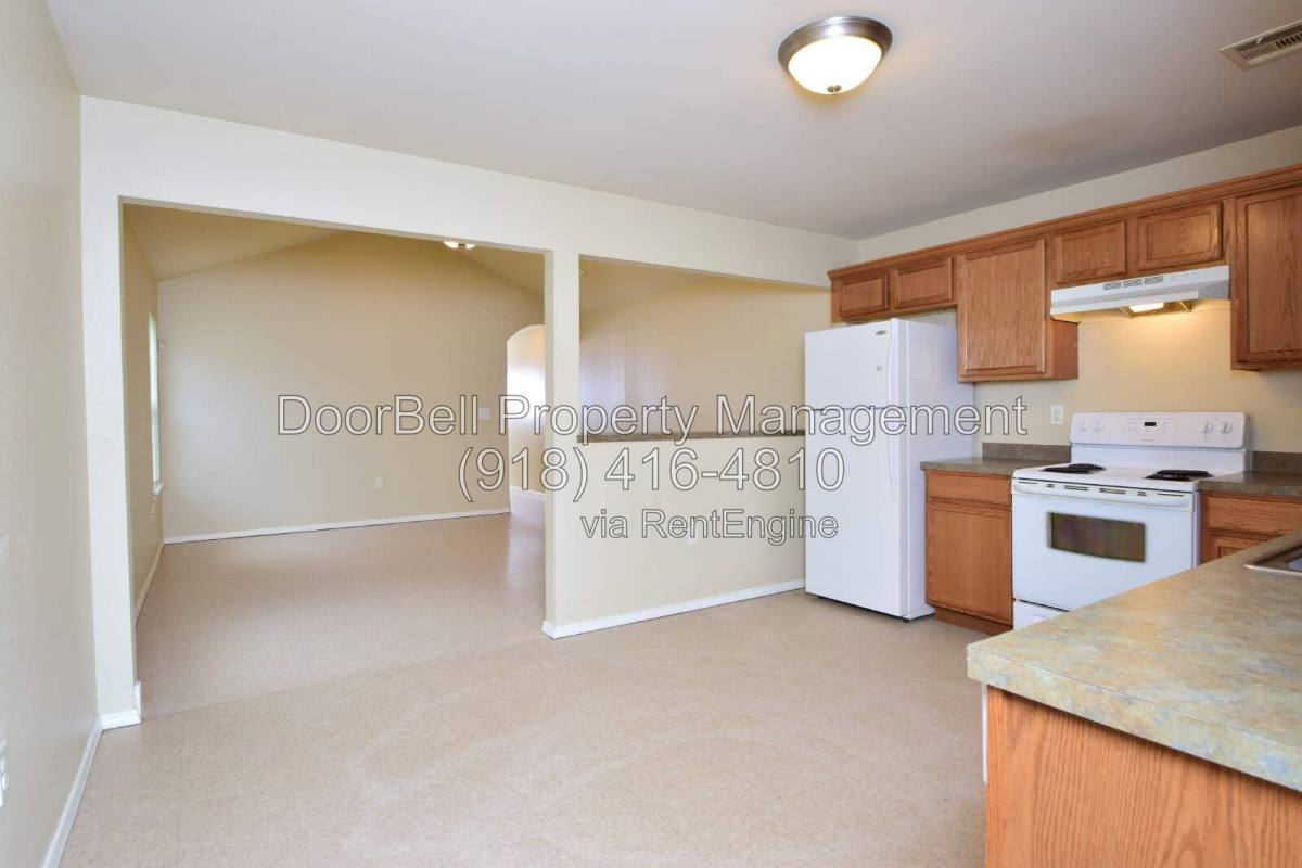 6019 S Madison Place, Tulsa, OK 74105 - Apartment for Rent - Image 4
