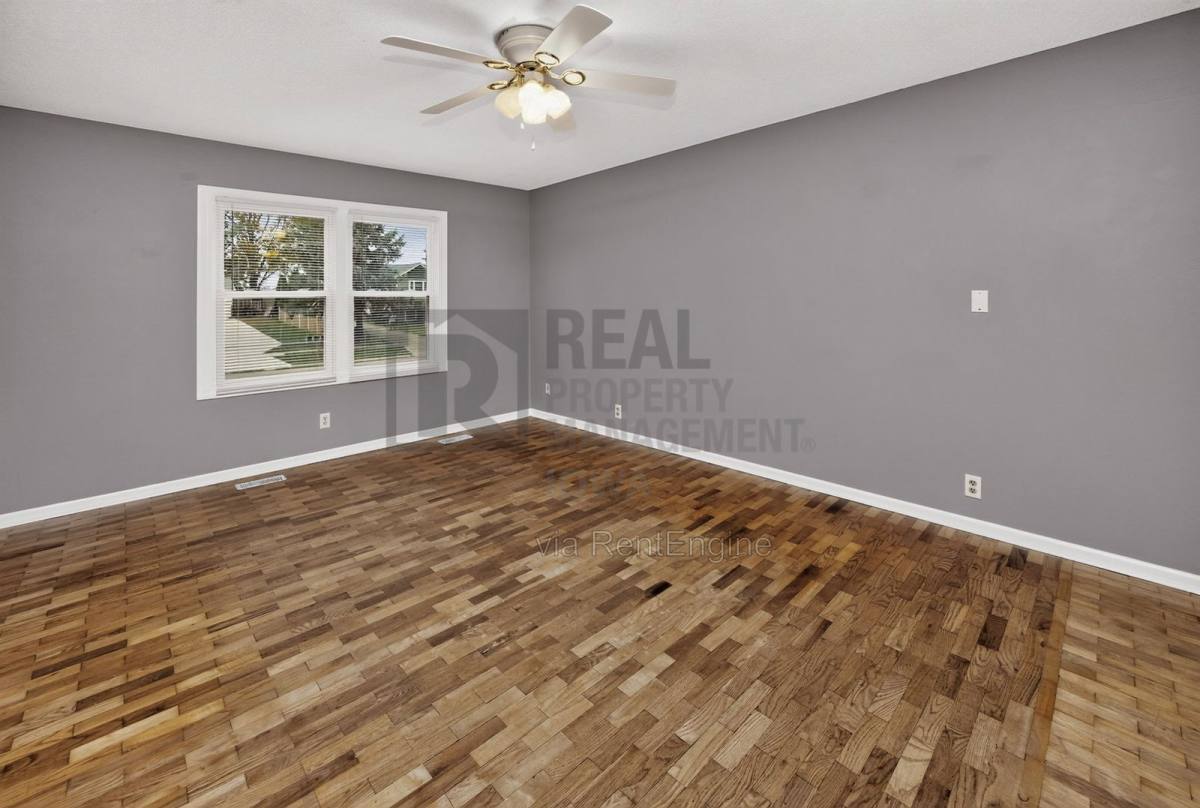 200 Spruce St, Norwalk, IA 50211 - House for Rent - Image 9