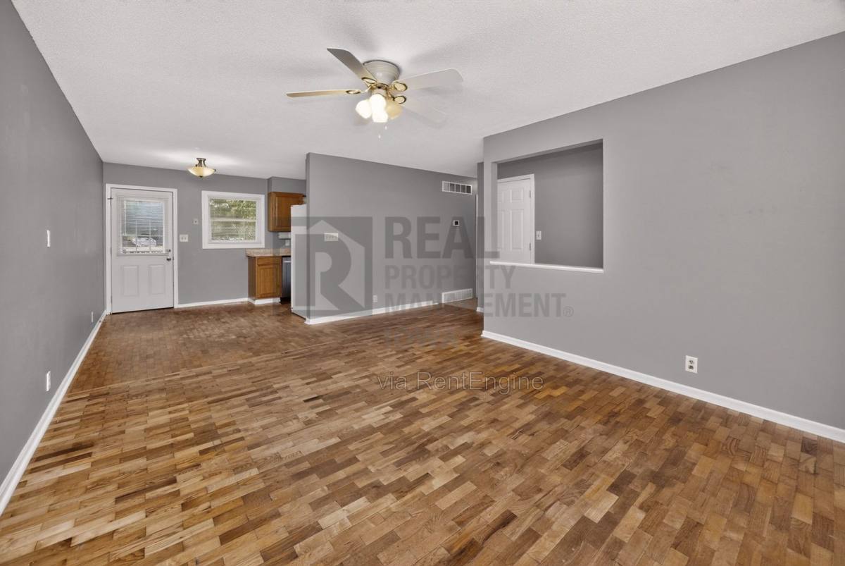 200 Spruce St, Norwalk, IA 50211 - House for Rent - Image 11