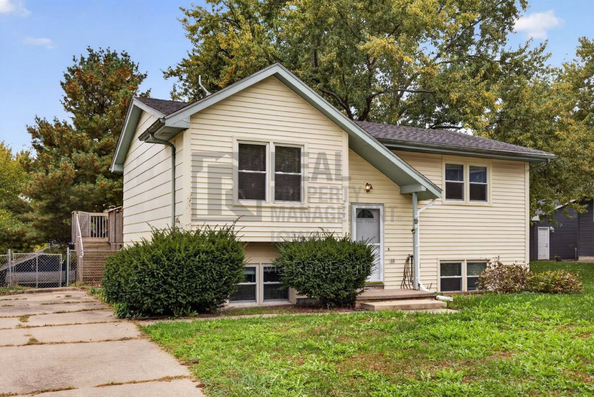200 Spruce St, Norwalk, IA 50211 - House for Rent - Image 2