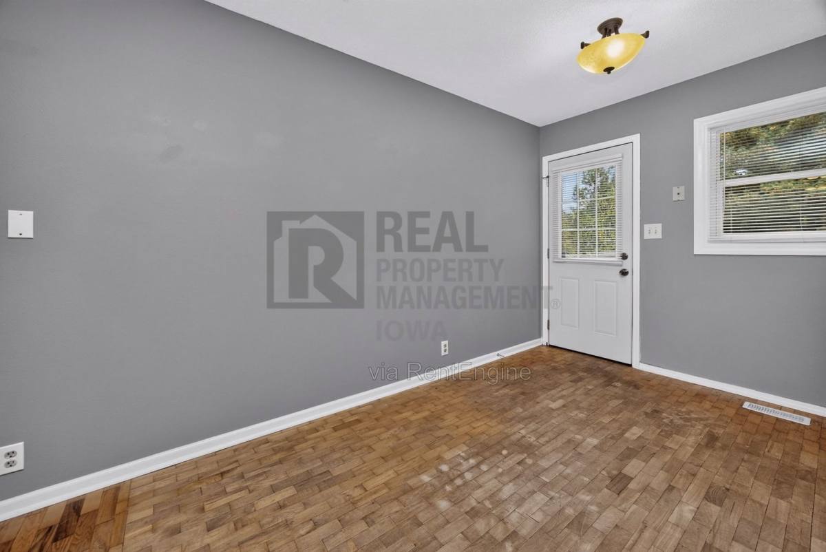 200 Spruce St, Norwalk, IA 50211 - House for Rent - Image 13