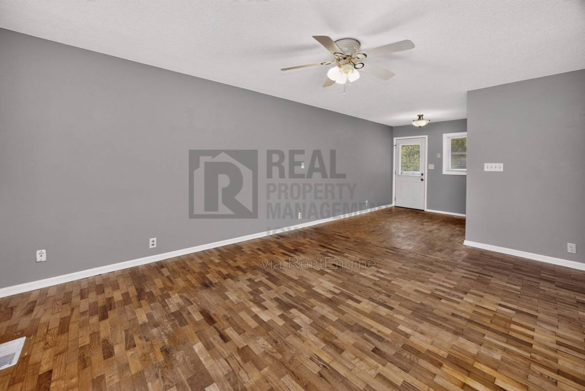 200 Spruce St, Norwalk, IA 50211 - House for Rent - Image 12
