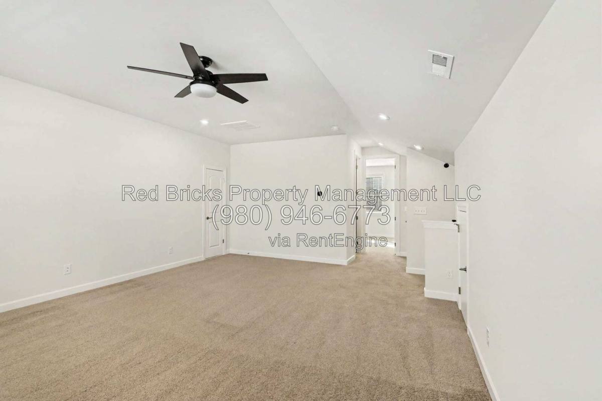 9025 Liberty Hill Dr, Charlotte, NC 28227 - House for Rent - Image 15