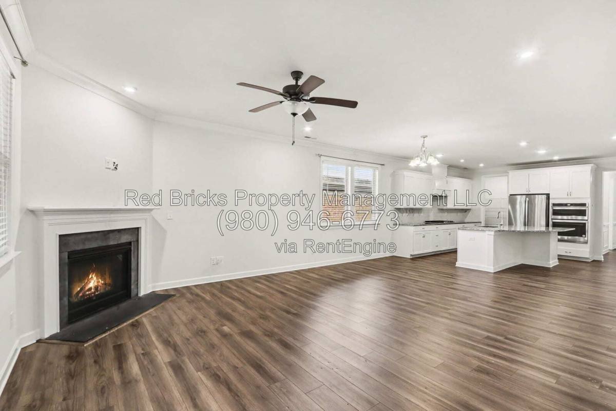 9025 Liberty Hill Dr, Charlotte, NC 28227 - House for Rent - Image 7