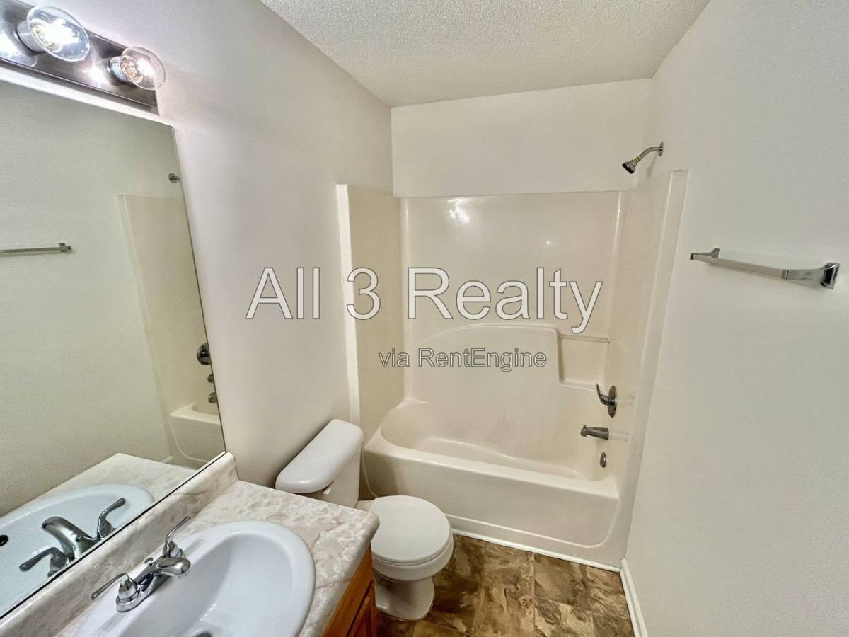 2240 Crossrail Dr, Atlanta, GA 30349 - House for Rent - Image 2