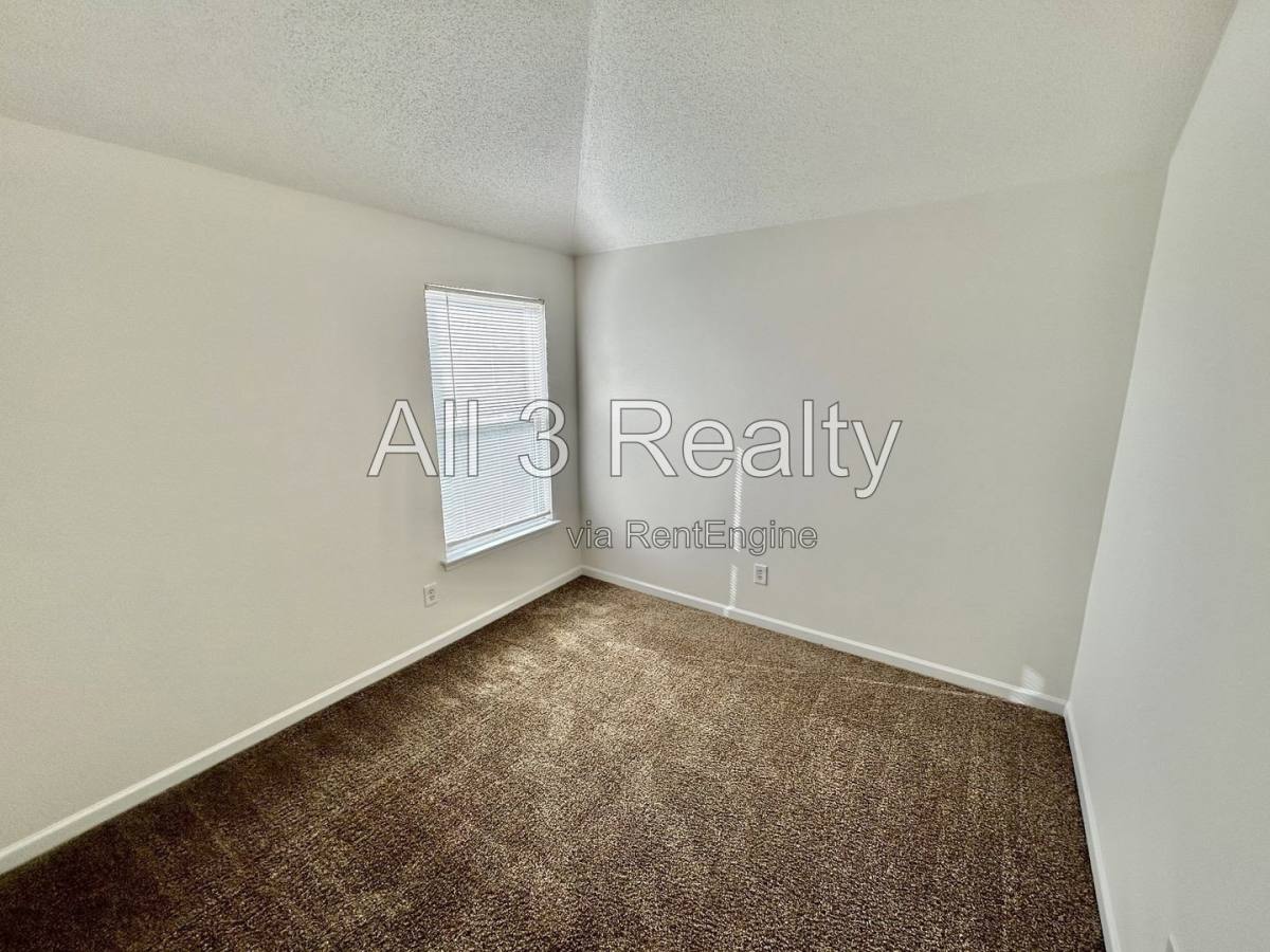 2240 Crossrail Dr, Atlanta, GA 30349 - House for Rent - Image 15