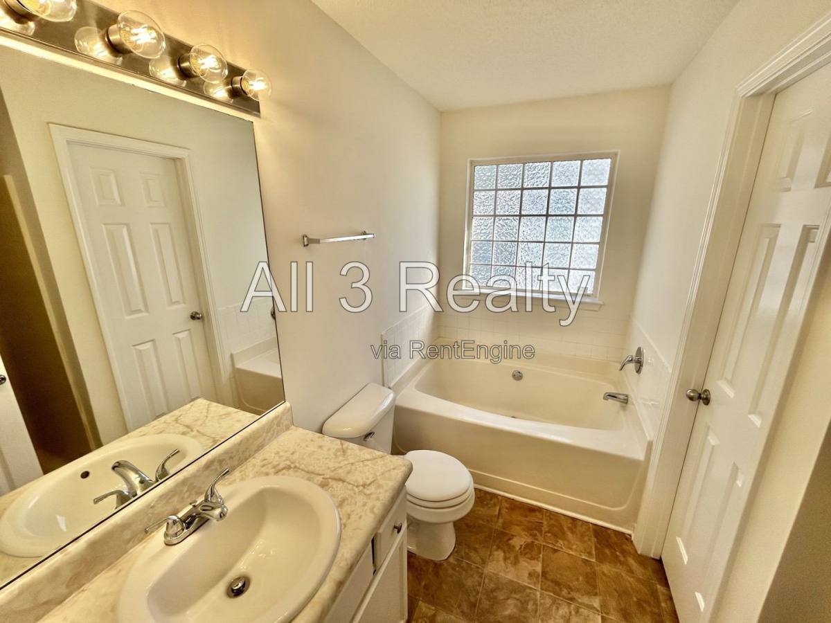 2240 Crossrail Dr, Atlanta, GA 30349 - House for Rent - Image 9
