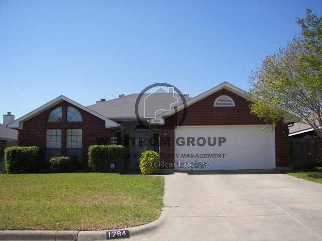 1784 Independence Rd, Fort Worth, TX 76131 - House for Rent
