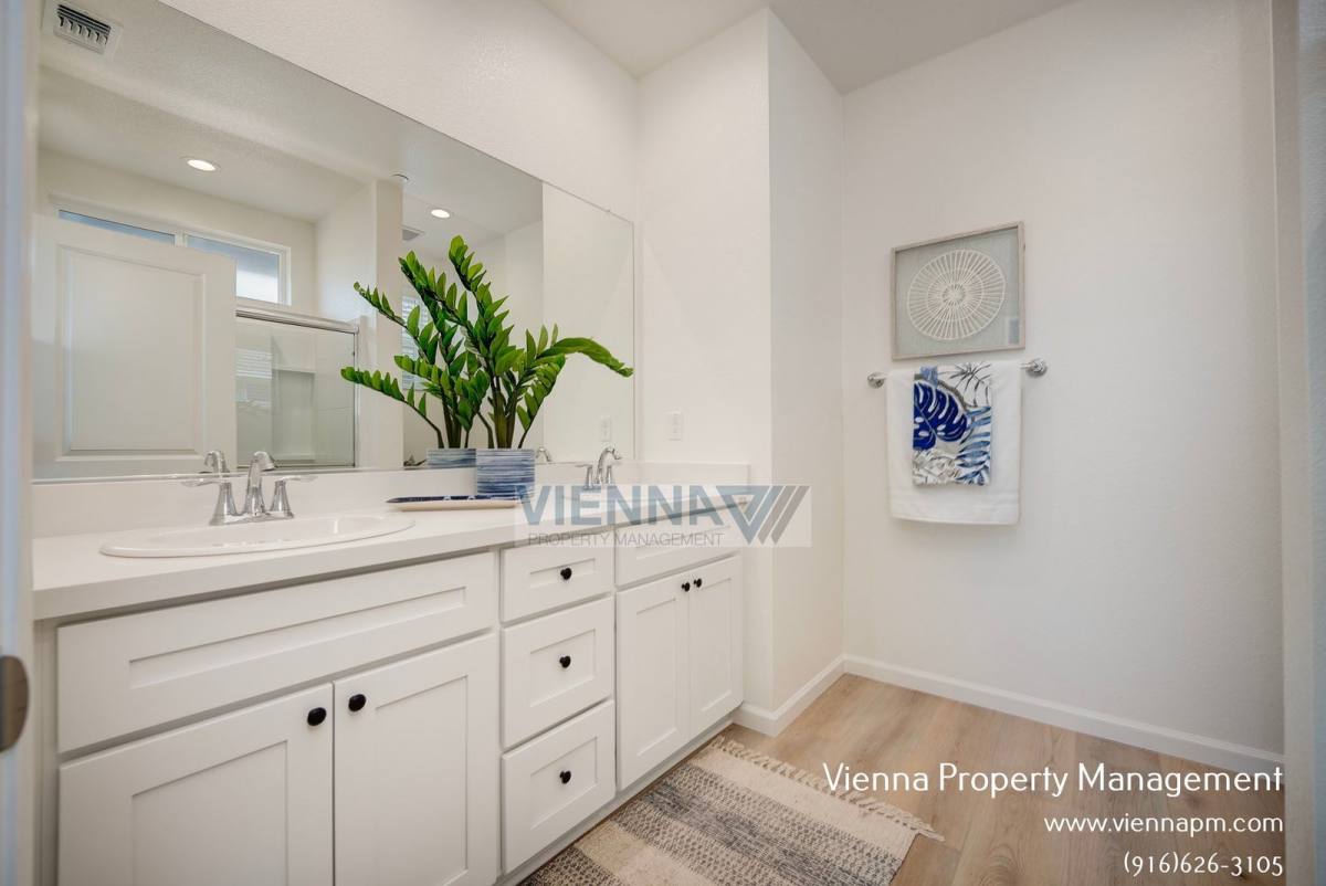 497 Fox Hunt Way, Rio Linda, CA 95673 - House for Rent - Image 20