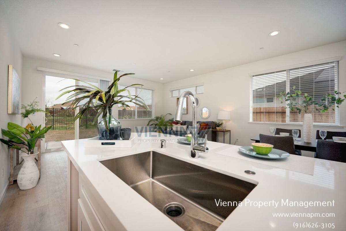497 Fox Hunt Way, Rio Linda, CA 95673 - House for Rent - Image 10