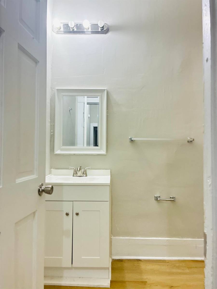 19 Central Ave, Gastonia, NC 28054 - House for Rent - Image 9