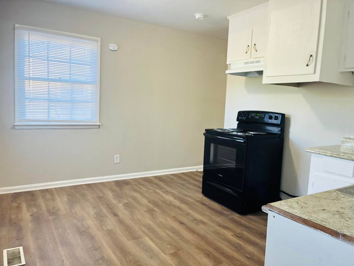 1210 Cardinal, Gastonia, NC 28052 - House for Rent - Image 3