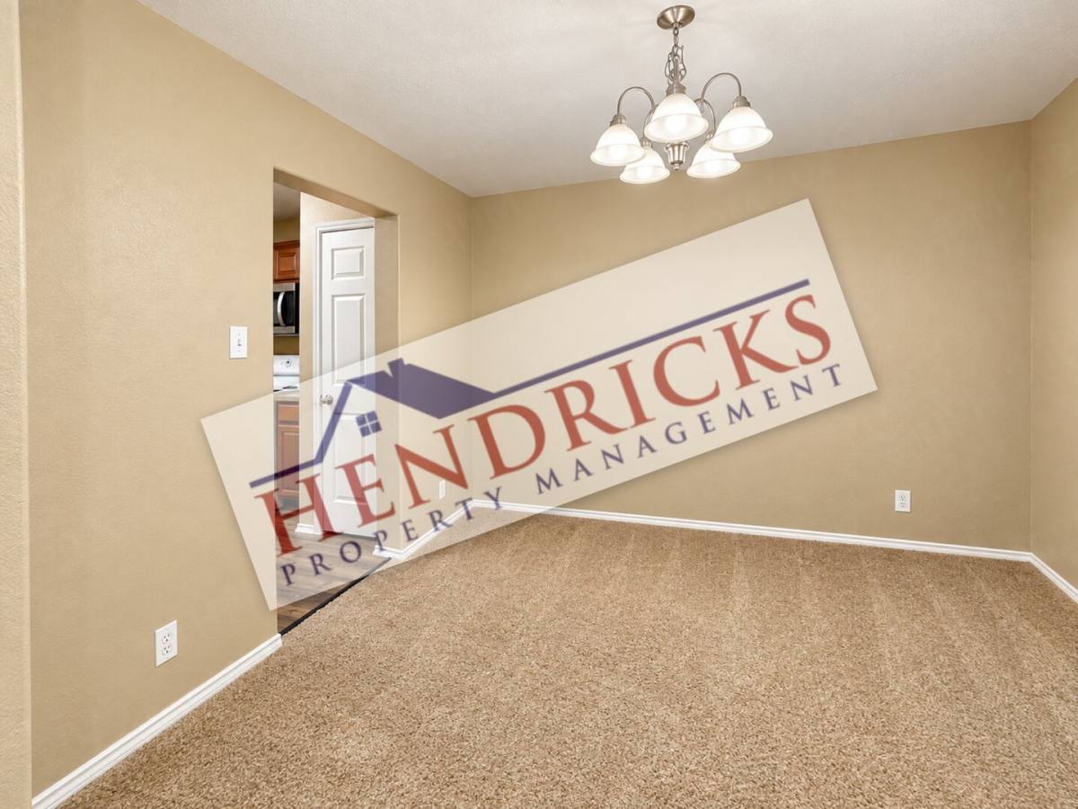 9214 Ingleton, San Antonio, TX 78245 - House for Rent - Image 7