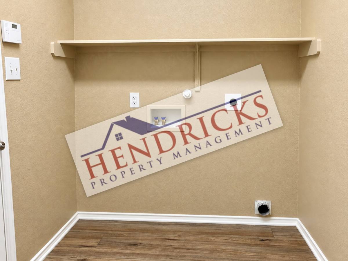 9214 Ingleton, San Antonio, TX 78245 - House for Rent - Image 12