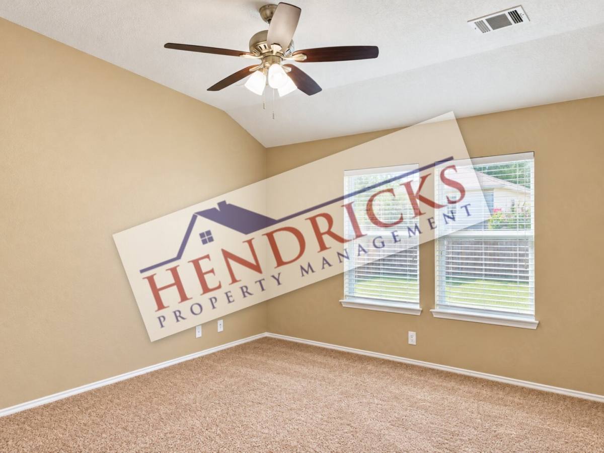9214 Ingleton, San Antonio, TX 78245 - House for Rent - Image 13
