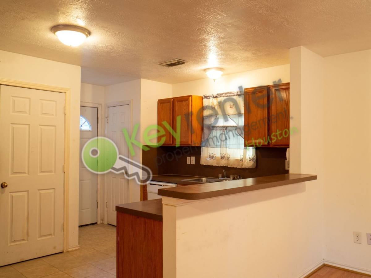 5706 Tuskegee St, Houston, TX 77091 - House for Rent - Image 6