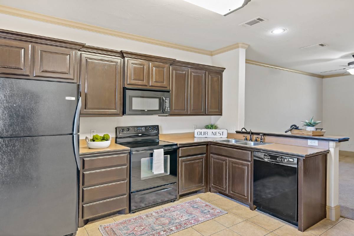 11118 Marion Rd #301, Sanger, TX 76266 - Condo for Rent - Image 12