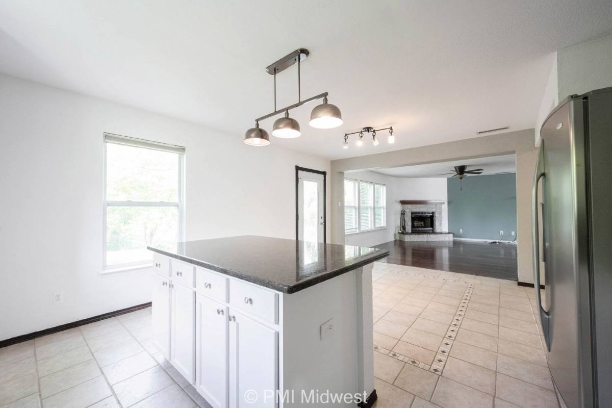 6114 Amber Valley Lane, Indianapolis, IN 46237 - House for Rent - Image 12