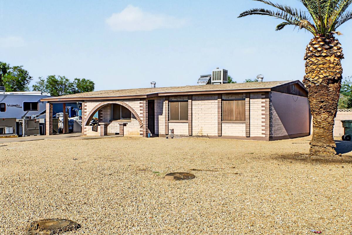 5123 N 68th Ave, Glendale, AZ 85303 - House for Rent - Image 6
