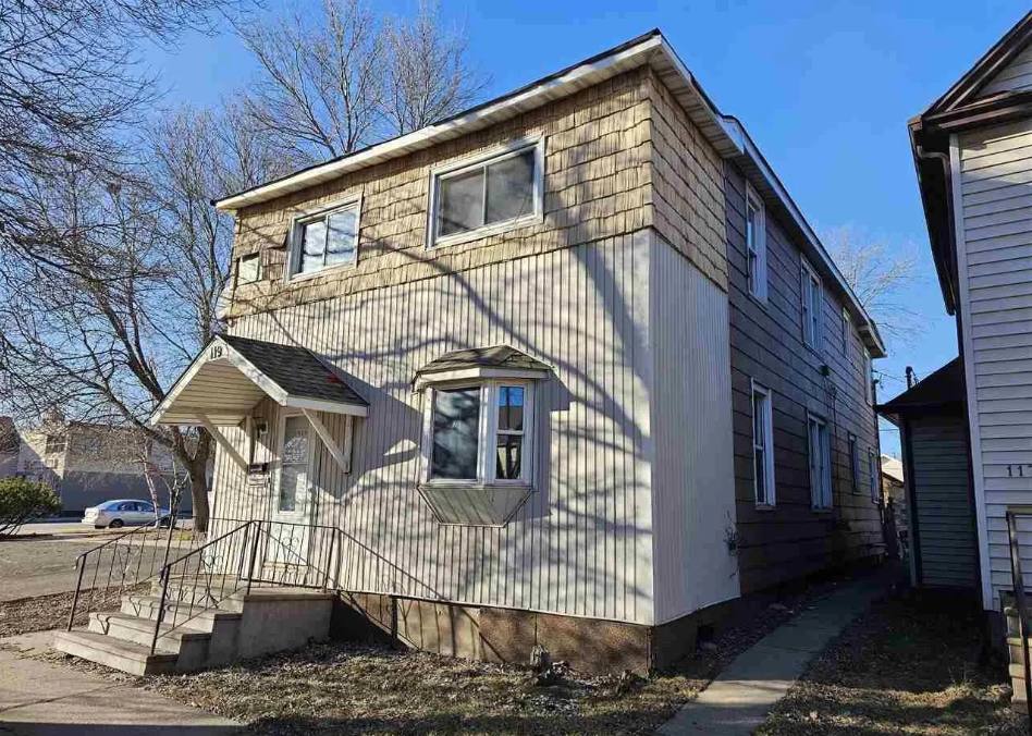 119 3rd St S #2 in Virginia, MN | 3 Beds 1 Bath Townhouse for Rent ...