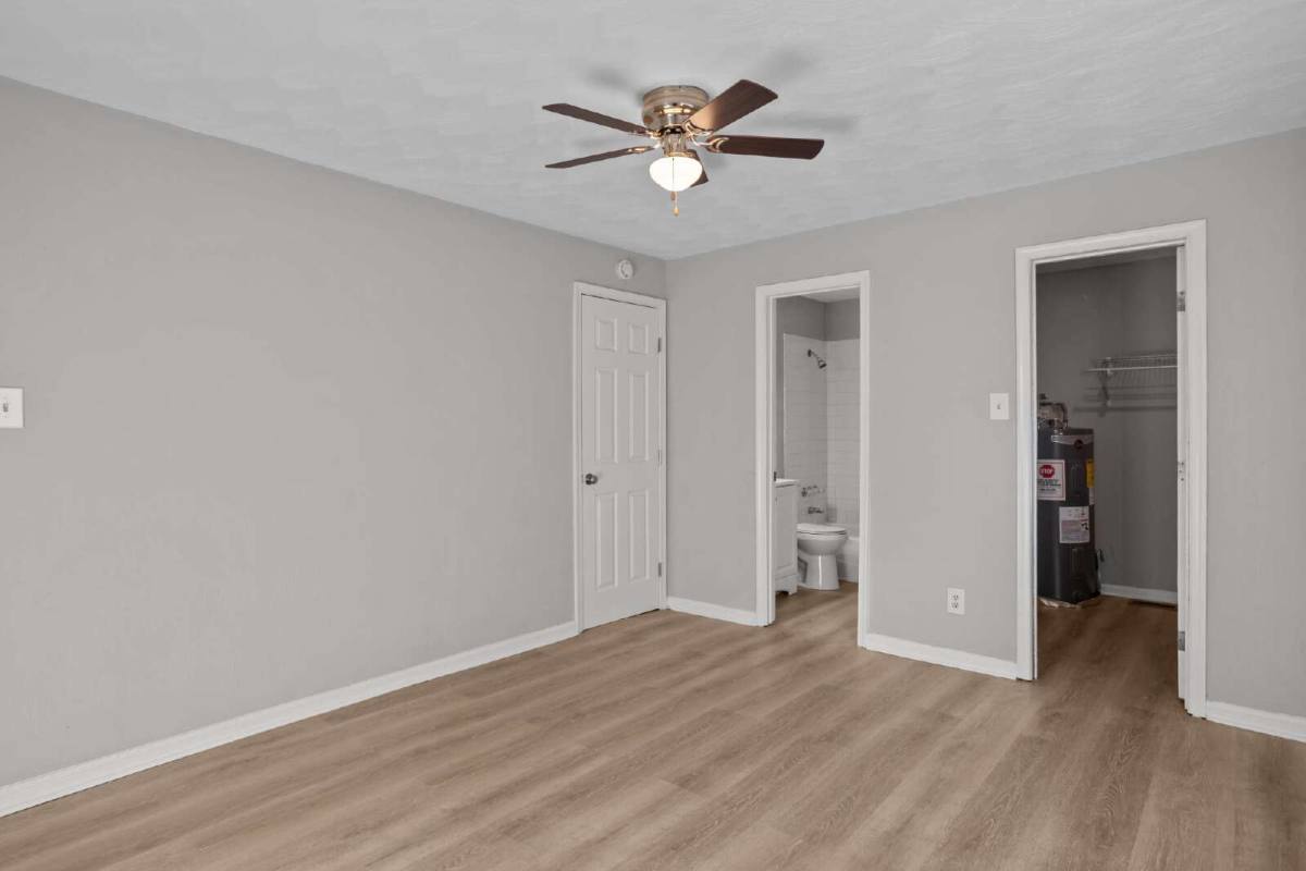 9632 12 Bay St #10, Norfolk, VA 23518 - Apartment for Rent - Image 11