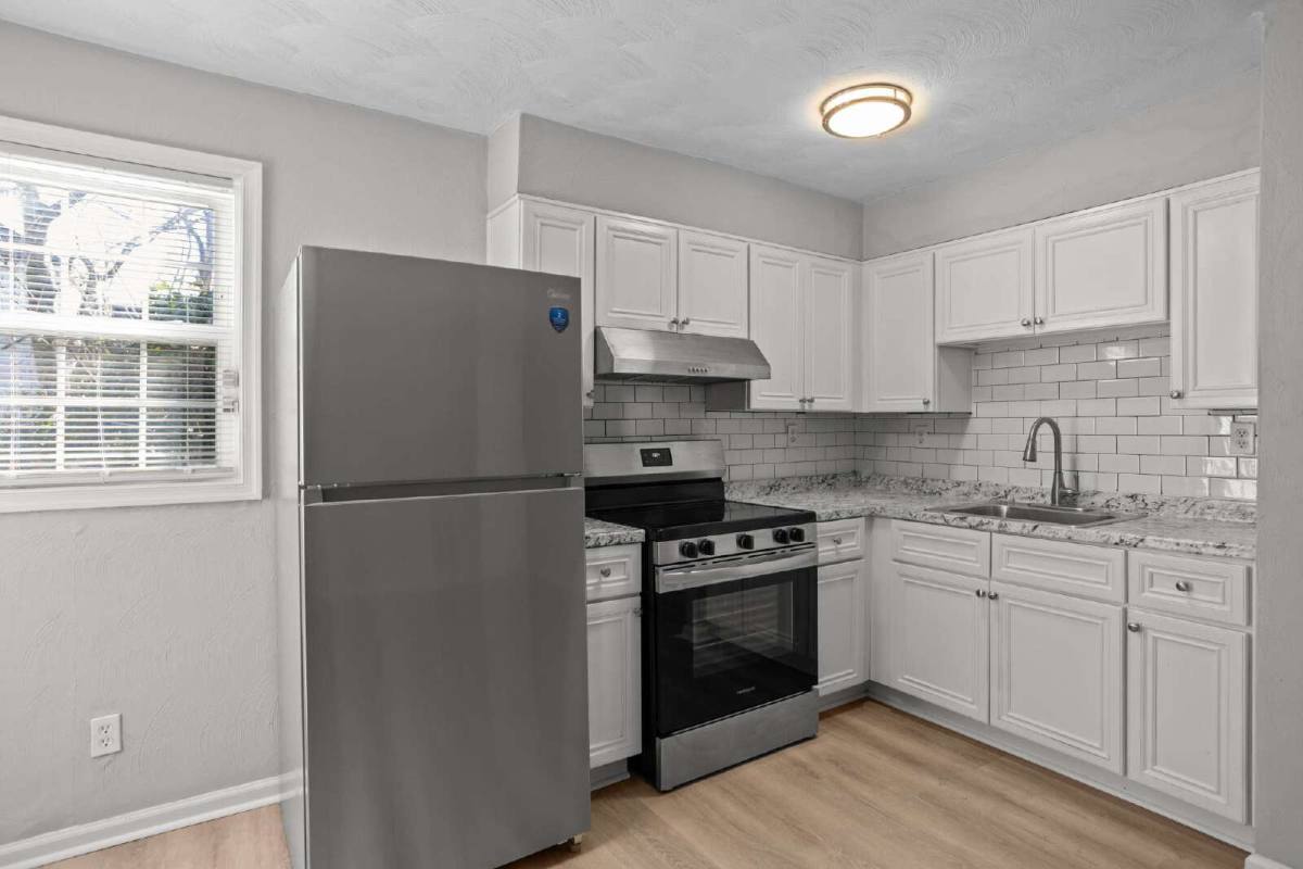 9632 12 Bay St #10, Norfolk, VA 23518 - Apartment for Rent - Image 6