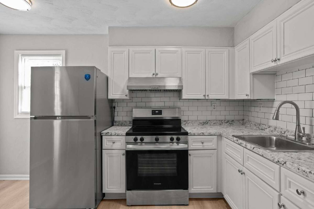9632 12 Bay St #10, Norfolk, VA 23518 - Apartment for Rent - Image 7