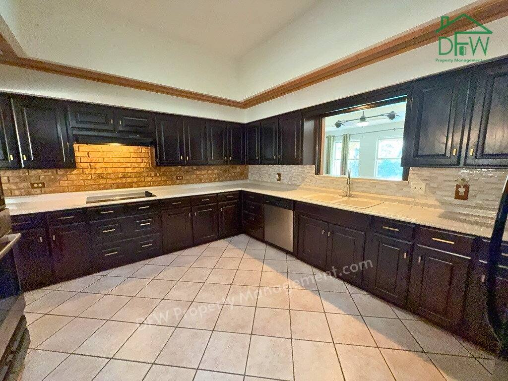 2217 Eva Lane, Euless, TX 76040 - House for Rent - Image 6