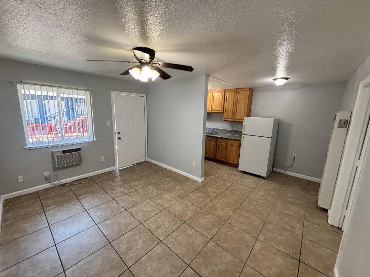 739 Dixieanne Ave #27, Sacramento, CA 95815 - Apartment for Rent - Image 1