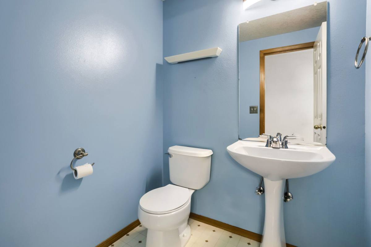 10324 NE Fargo St, Portland, OR 97220 - Townhouse for Rent - Image 14