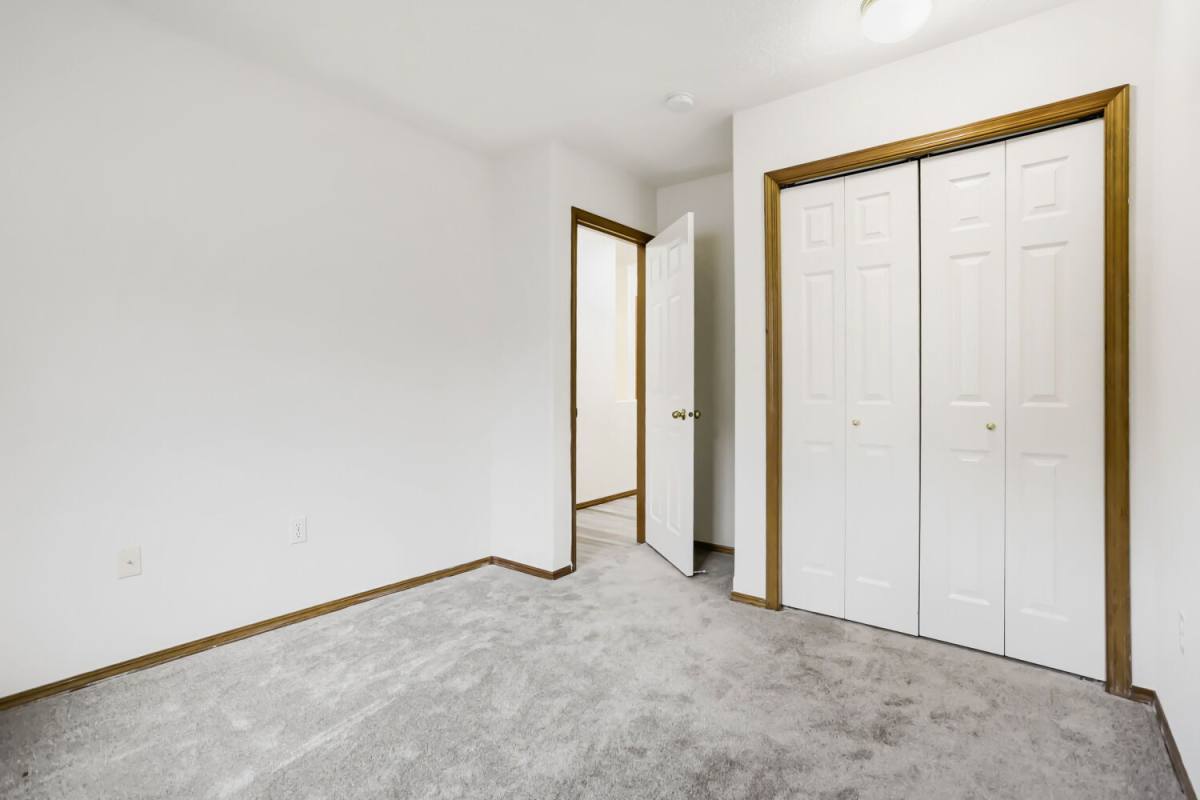 10324 NE Fargo St, Portland, OR 97220 - Townhouse for Rent - Image 9