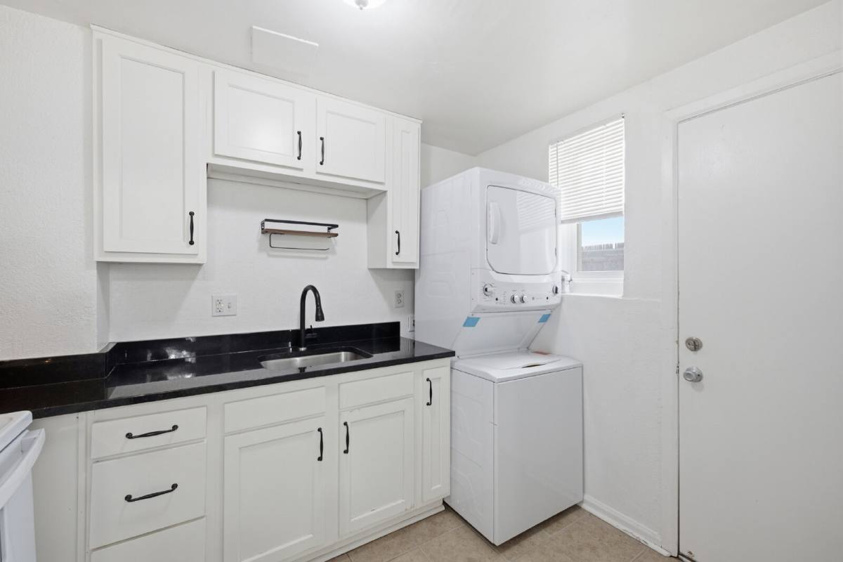 10805 E 25th Ave, Aurora, CO 80010 - Apartment for Rent - Image 9