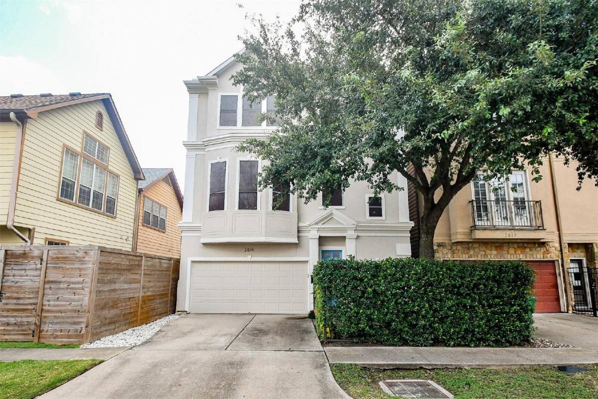 2614 Maxroy St, Houston, TX 77007 - House for Rent - Image 1