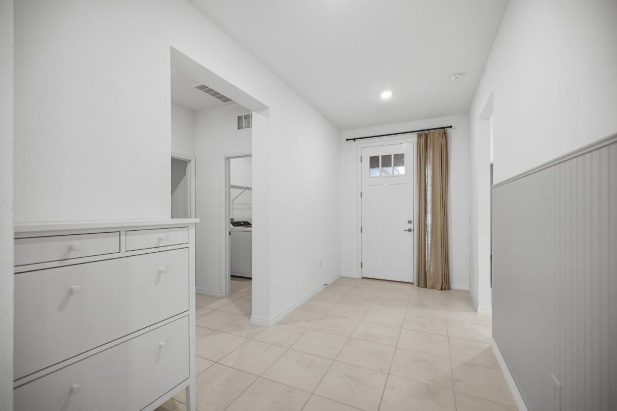 7118 SW 57th Lane, Ocala, FL 34474 - House for Rent - Image 3