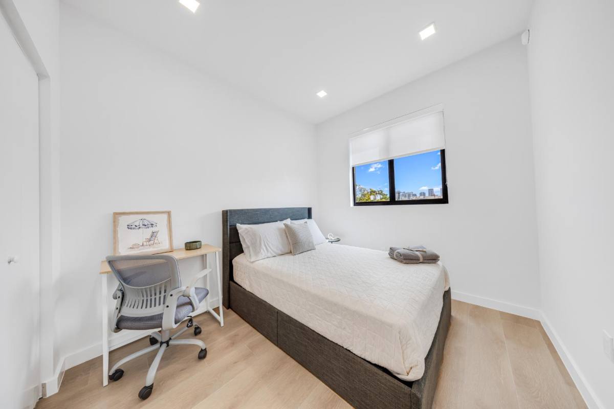 Townhouse for rent at 1376 SW 4th St #405C, Miami, FL 33135