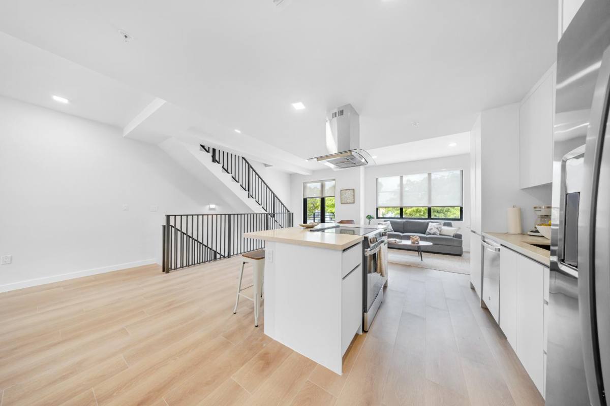 1376 SW 4th St #405C, Miami, FL 33135 - Townhouse for Rent - Image 20