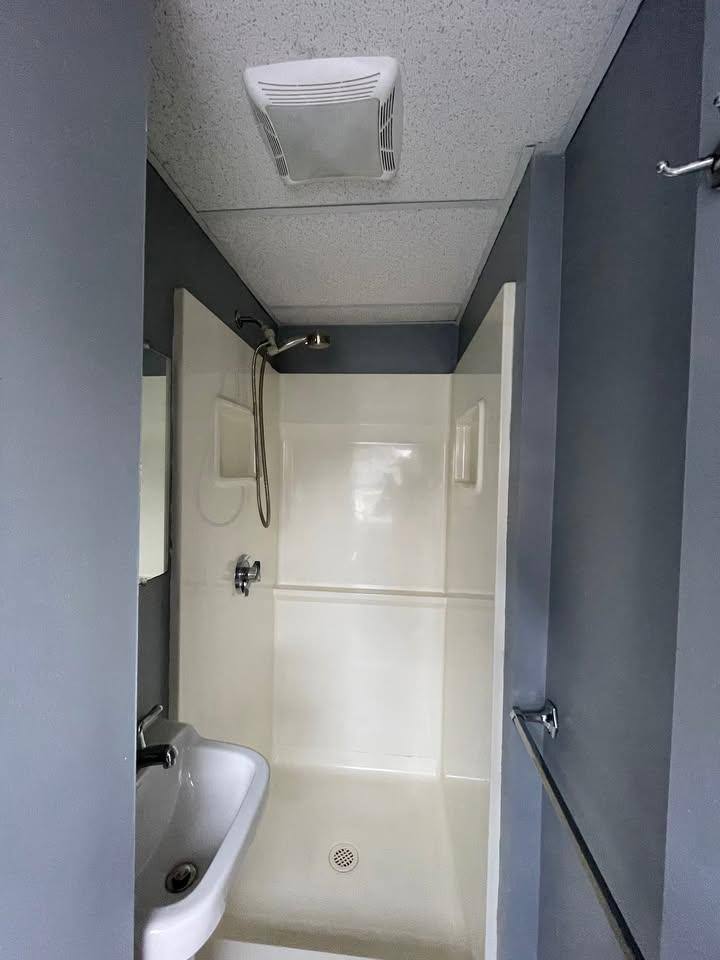 58 Edgemond St #1W, Fall River, MA 02723 - Apartment for Rent - Image 7